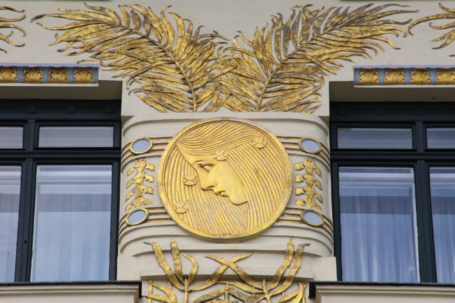 Musenhaus, Koloman Moser, Wienzeilehaeuser, Linke Wienzeile 38, Wiener Moderne, Vienna Modernism, Wien, Vienna, Oesterreich, Austria, fotoeins.com