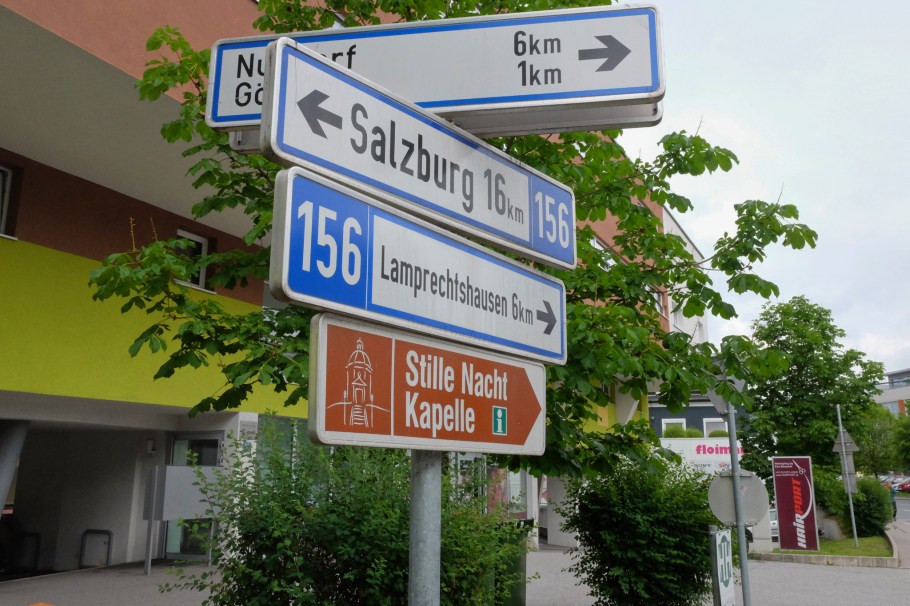 Silent Night, Stille Nacht, Stille Nacht Kapelle, Stille Nacht Platz, Oberndorf bei Salzburg, Oesterreich, Austria, fotoeins.com