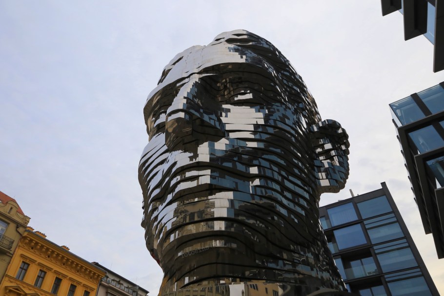 David Cerny, sculpture, contemporary art, Prague, Praha, Czech Republic, fotoeins.com