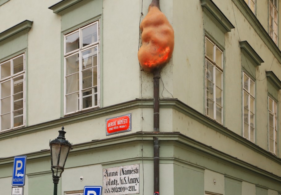 David Cerny, sculpture, contemporary art, Prague, Praha, Czech Republic, fotoeins.com