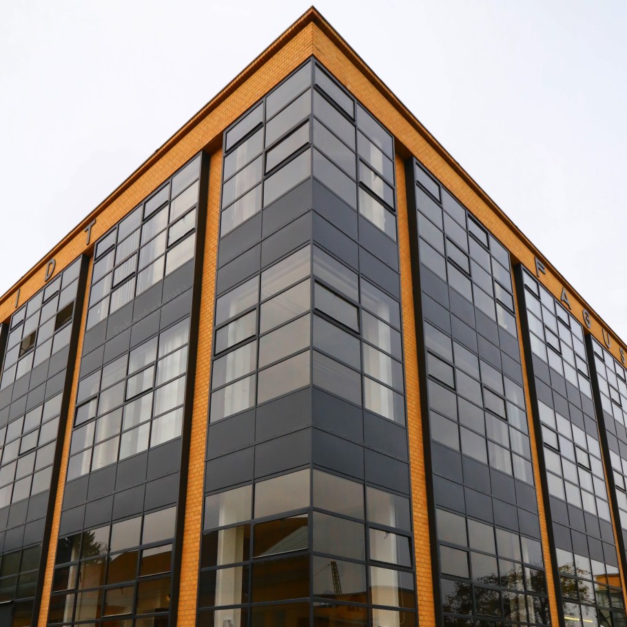 Fagus-Werk, Fagus Factory Building, Fagus, Walter Gropius, Karl Benscheidt, Alfeld, Lower Saxony, Niedersachsen, Germany, UNESCO, World Heritage, Bauhaus, fotoeins.com