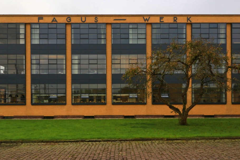 Fagus-Werk, Fagus Factory Building, Fagus, Walter Gropius, Karl Benscheidt, Alfeld, Lower Saxony, Niedersachsen, Germany, UNESCO, World Heritage, Bauhaus, fotoeins.com