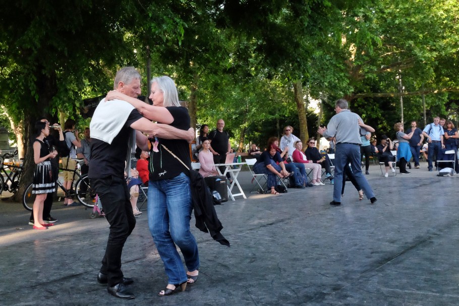 Tango evening, tango, dance, Resselpark, Karlsplatz, Wien, Vienna, Austria, Oesterreich, fotoeins.com