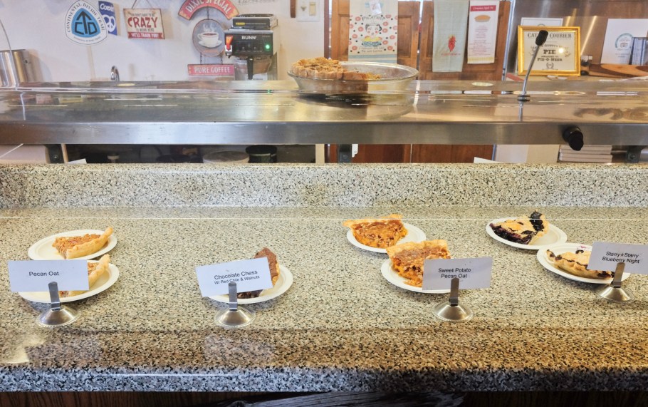 Pie-O-Neer, Pie Town, New Mexico, USA, fotoeins.com