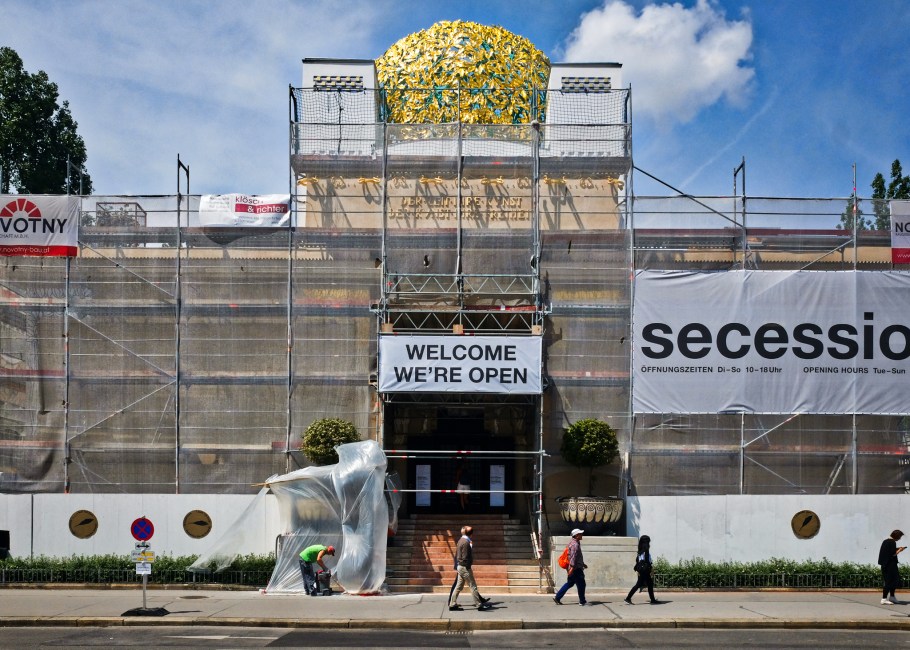Secession, Secession building, Joseph Maria Olbrich, Koloman Moser, ‎Gustav Klimt‎, Wien, Vienna, Austria, Oesterreich, fotoeins.com