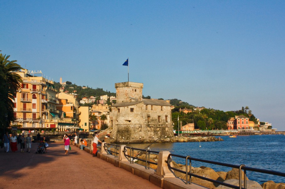 Rapallo Castle Castello di Rapallo, Ligurian coast, Ligurian Riviera, Italian Riviera, Liguria, Ligurian Sea, Rapallo, Genova, Italy, fotoeins.com