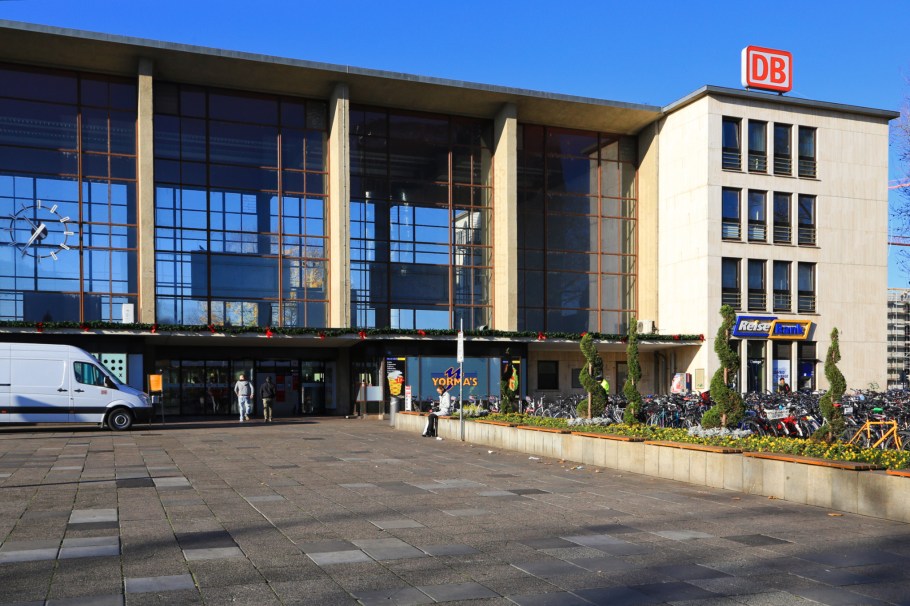 Heidelberg Hauptbahnhof, HD Hbf, Hauptbahnhof, central station, Heidelberg, Baden-Württemberg, Germany, Deutschland, fotoeins.com