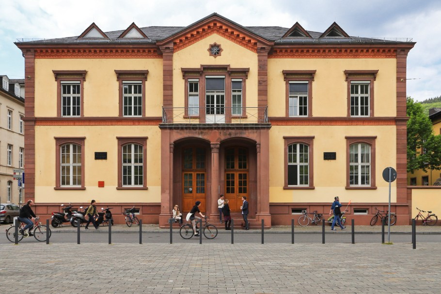Friedrich-Ebert-Platz, Altstadt, Old Town, Alte Brücke, Heidelberger Altstadt, Heidelberg, Baden-Württemberg, Germany, Deutschland, fotoeins.com