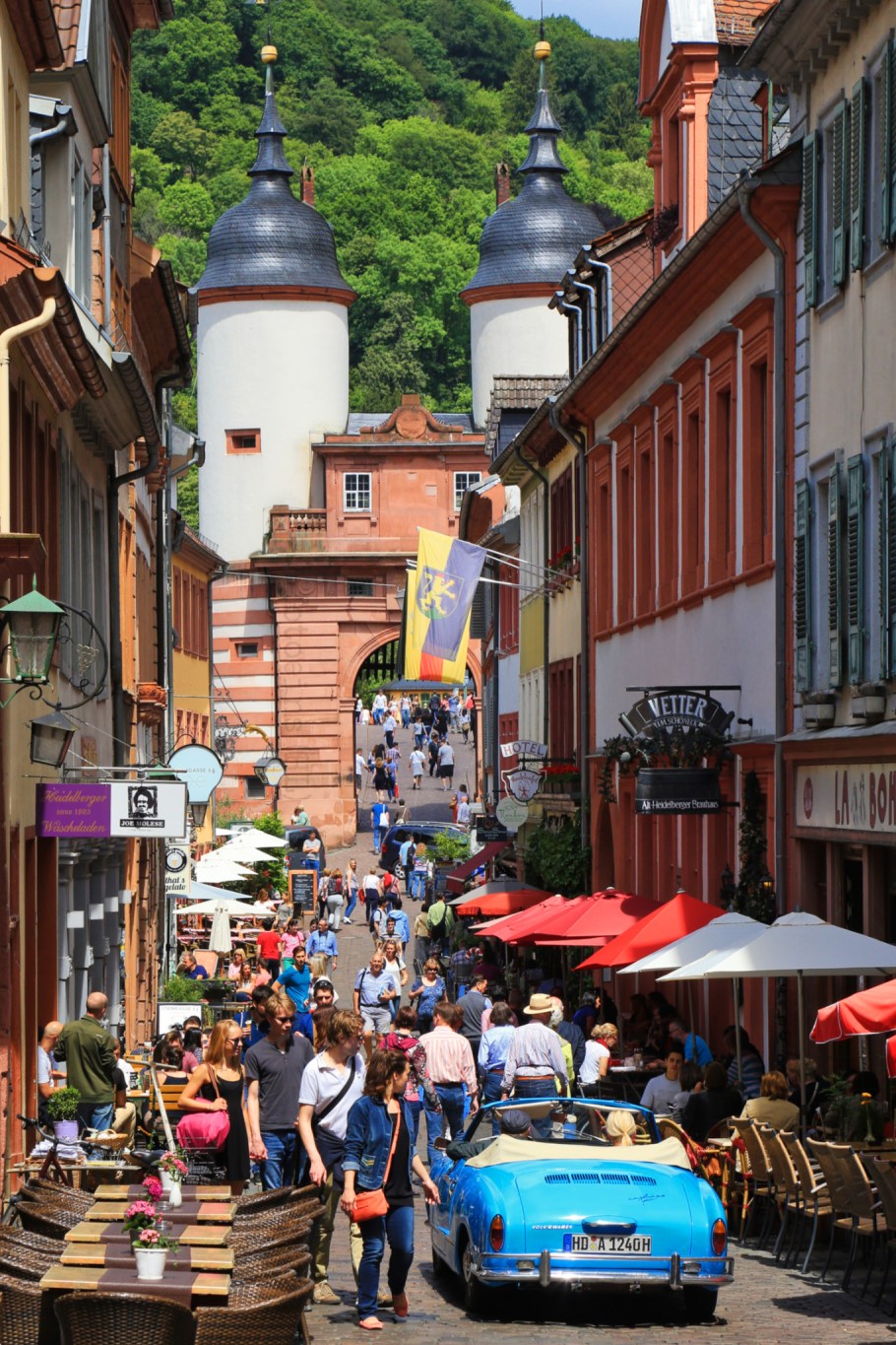 Volkswagen Cabriolet, Steingasse, Altstadt, Old Town, Alte Brücke, Heidelberger Altstadt, Heidelberg, Baden-Württemberg, Germany, Deutschland, fotoeins.com