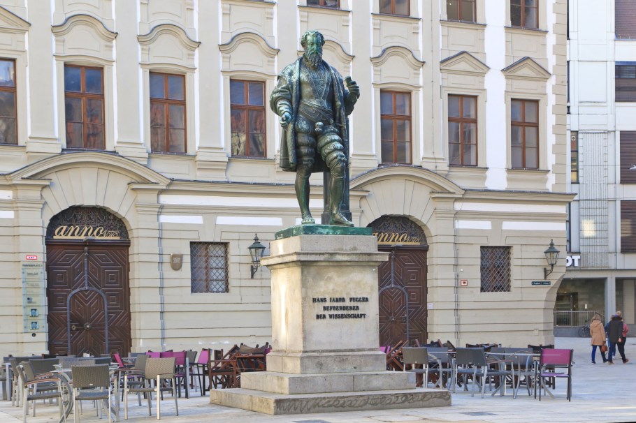 Fuggerdenkmal, Fuggerplatz, Augsburg, Bayern, Bavaria, Germany, Deutschland, fotoeins.com