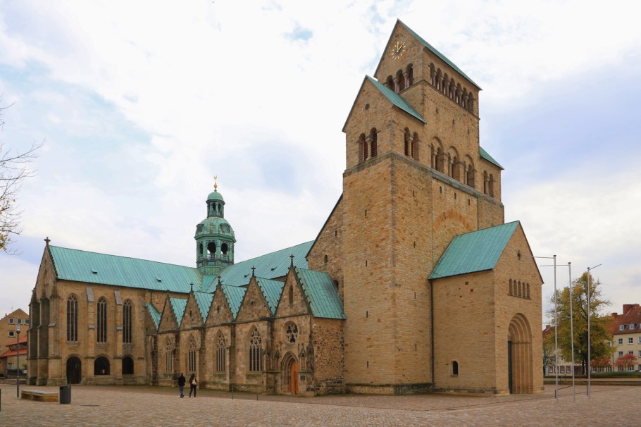Dom Mariä Himmelfahrt, St. Mary's Cathedral, UNESCO World Heritage, Hildesheim, Lower Saxony, Niedersachsen, Germany, Deutschland, fotoeins.com