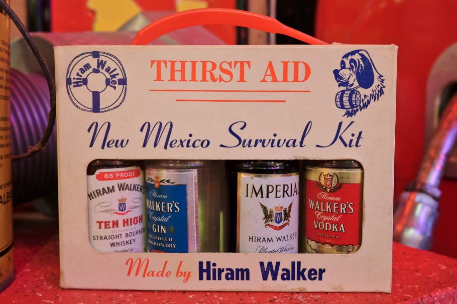 Classical Gas Museum, signage, gas station, Embudo, NM, Low Road to Taos, River Road to Taos, NM-68, USA, fotoeins.com