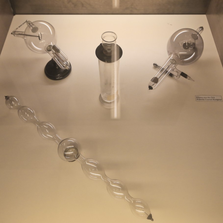 Röntgen Gedächtnisstätte, Röntgen Memorial Site, Wilhelm Conrad Röntgen, X-rays, Nobel Prize, Würzburg, Bavaria, Bayern, Germany, Deutschland, fotoeins.com