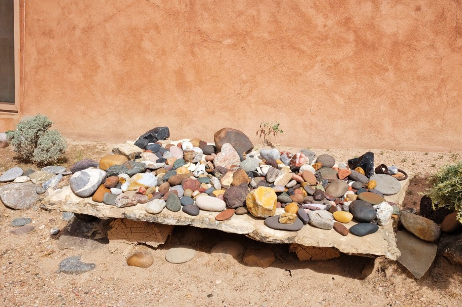 Abiquiú Home and Studio, Georgia O'Keeffe Museum, Georgia O'Keeffe, Abiquiu, Santa Fe, New Mexico, USA, fotoeins.com