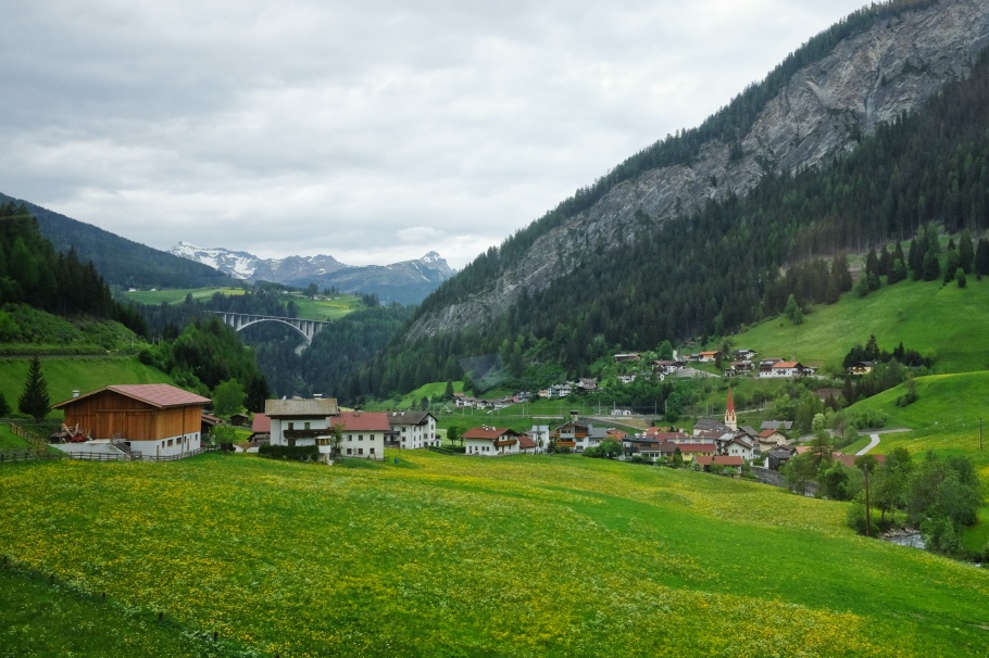 Vals, Brennerbahn, S-Bahn Tirol, St. Jodok am Brenner, Brenner Pass, Tirol, Tyrol, Austria, Oesterreich, fotoeins.com