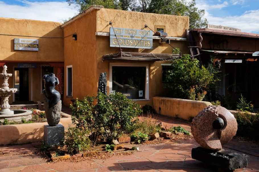 Goldsmiths, Governor Bent House and Museum, Taos, New Mexico, fotoeins.com