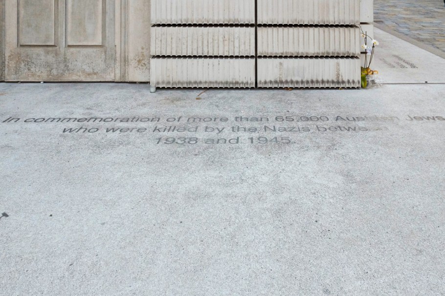 Holocaust memorial, Nameless Library, Rachel Whiteread, Judenplatz, Vienna, Wien, Austria, Oesterreich, fotoeins.com