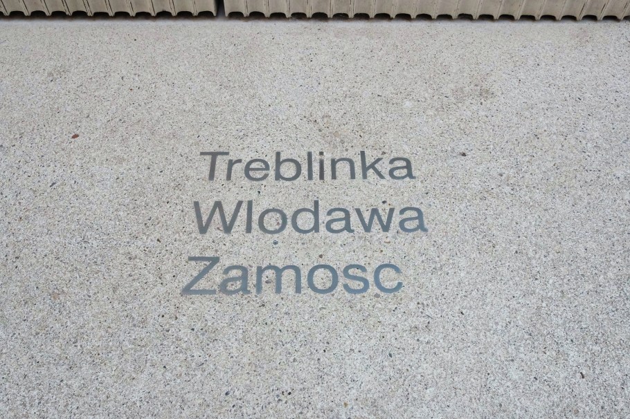 Rachel Whiteread, sculpture, Jewish memorial, Judenplatz, Wien, Vienna, Austria, Oesterreich, fotoeins.com