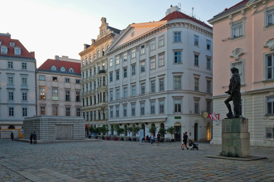 Judenplatz, Vienna, Wien, Austria, Oesterreich, fotoeins.com