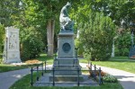 Wolfgang Amadeus Mozart (memorial),  Wiener Zentralfriedhof.