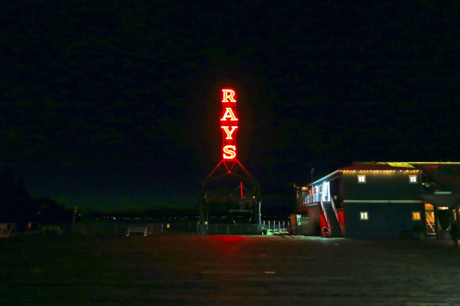 Ray's Boathouse, Ballard, Seattle, WA, USA, fotoeins.com