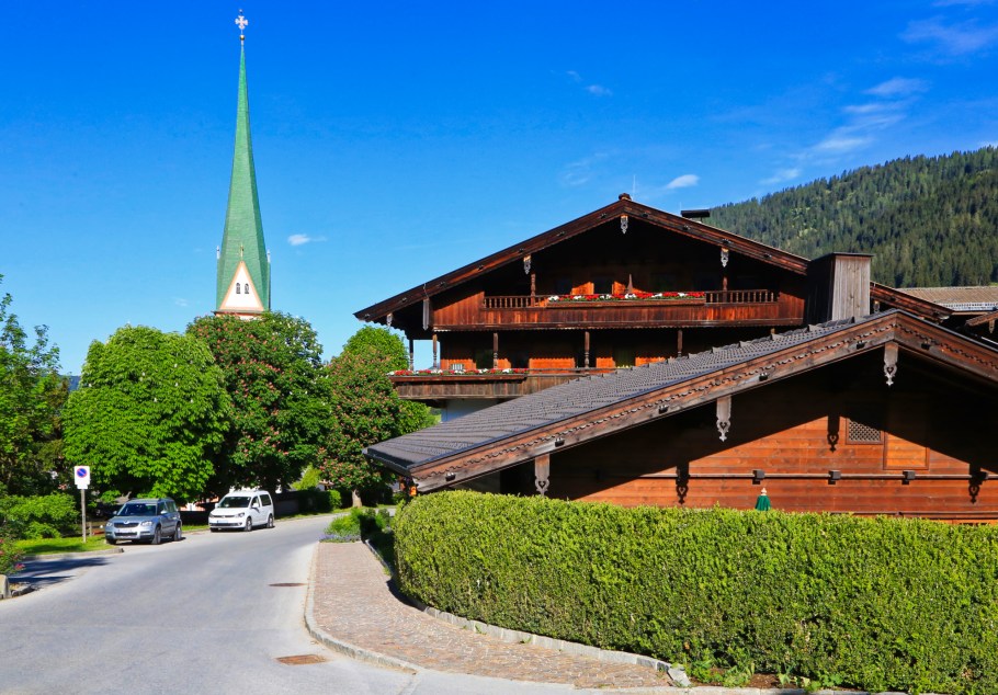 Pfarrkirche St. Oswald, St. Oswald, parish church, Hotel Böglerhof, Alpbach, Alpbachtal, Alpbach Seenland, Tirol, Tyrol, Austria, Oesterreich, fotoeins.com