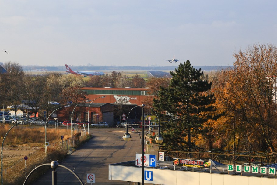Tegel airport, TXL, Runway 08R/26L, Berlin, Hauptstadt, Germany, Deutschland, fotoeins.com