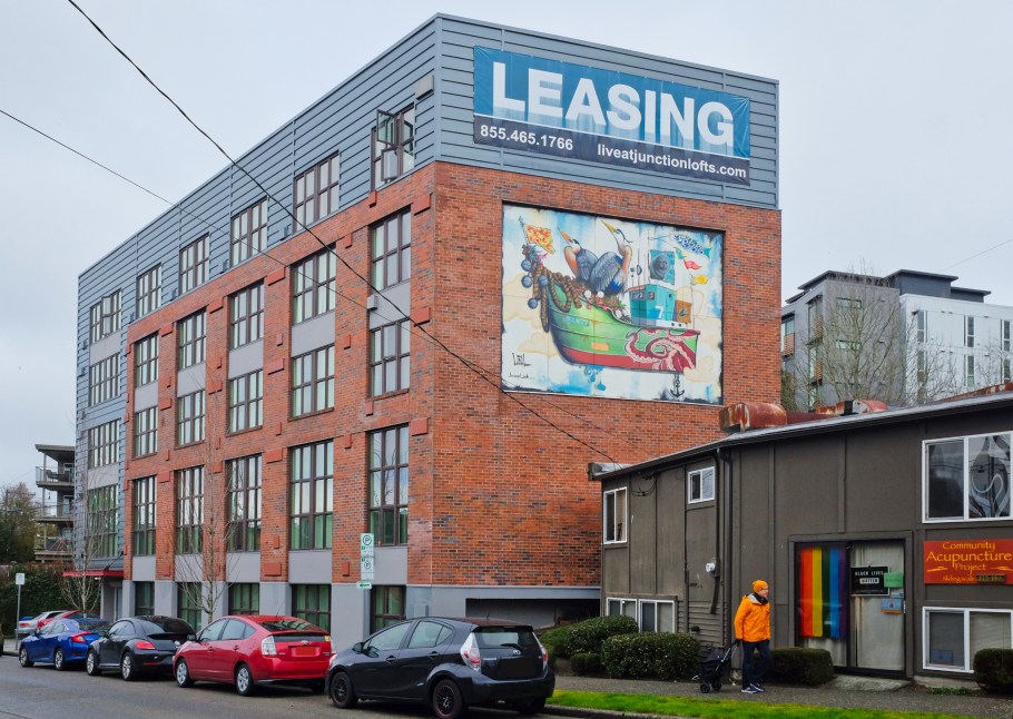 West Seattle Lofts, Boat no.7, Jesse Link, West Seattle, Seattle, Washington, USA, fotoeins.com