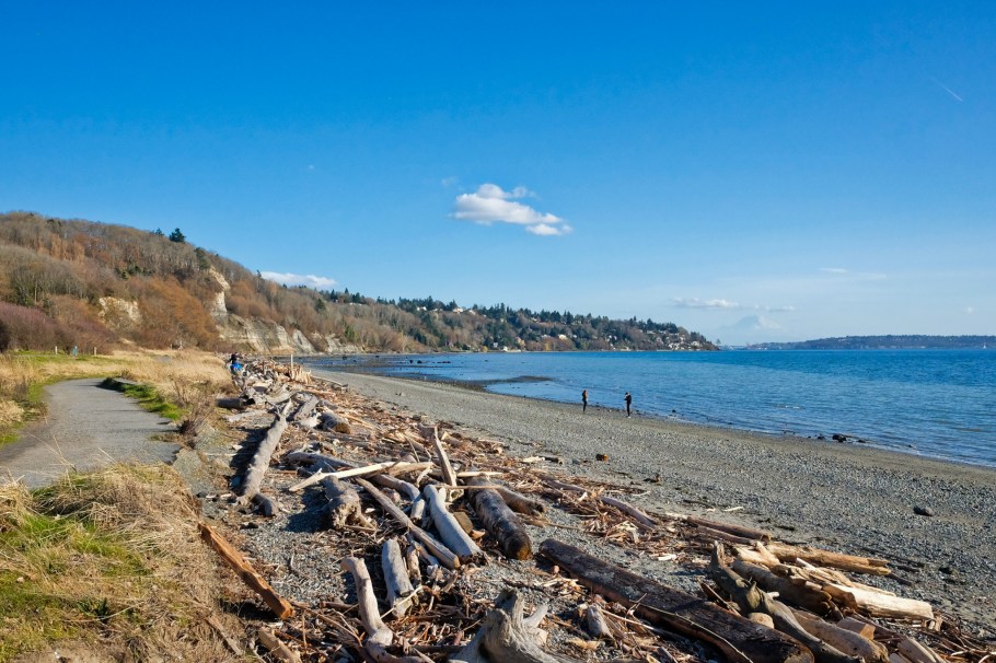 South Beach, Fort Lawton Beach, Puget Sound, Salish Sea, Discovery Park, Magnolia, Seattle, WA, USA, fotoeins.com