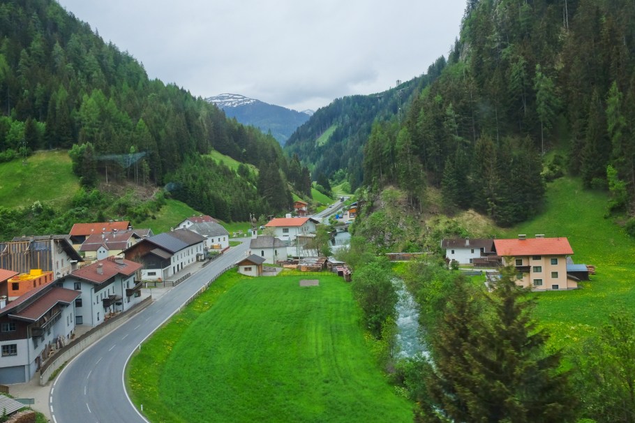 Stafflach, Brennerbahn, S-Bahn Tirol, St. Jodok am Brenner, Brenner Pass, Tirol, Tyrol, Austria, Oesterreich, fotoeins.com