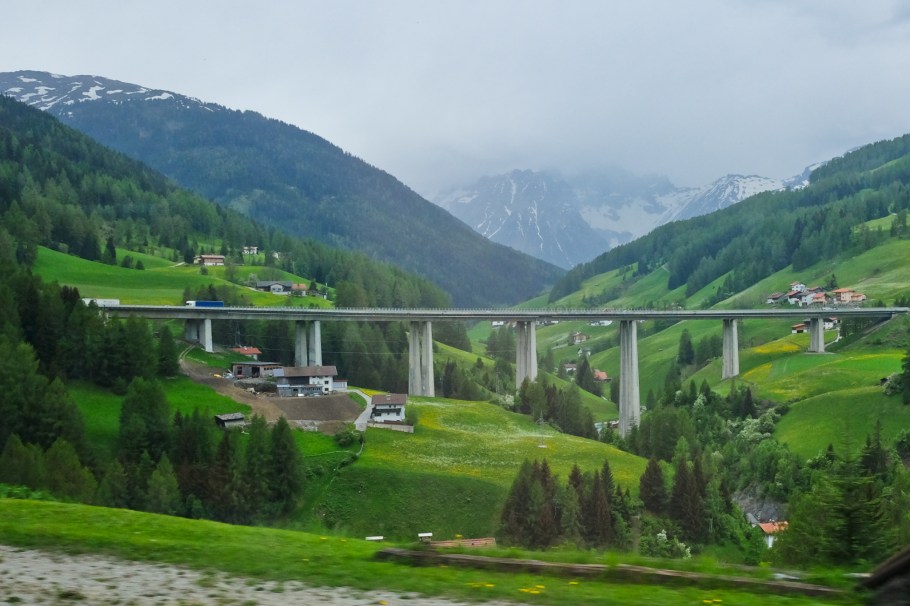 Obernberg am Brenner, Gstreinjöchl, Stubaital, Brennerbahn, S-Bahn Tirol, Tirol, Tyrol, Austria, Oesterreich, fotoeins.com