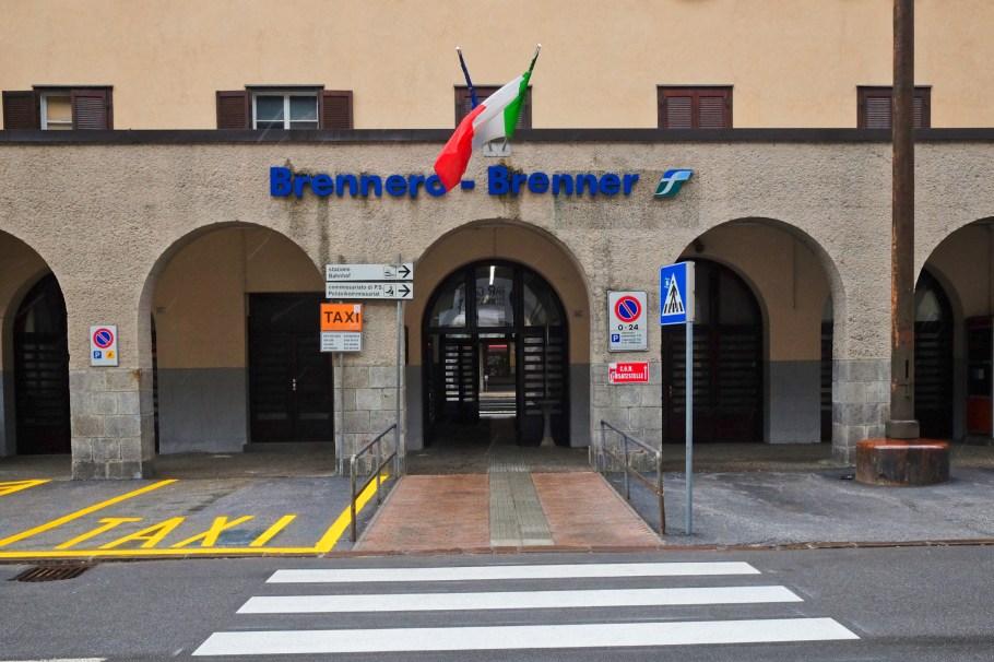Stazione Brennero, Brenner Pass, Brennero, Bolzano, South Tyrol, Italy, fotoeins.com