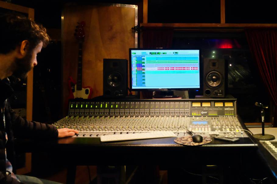 London Bridge Studio, recording studio, Shoreline, Seattle, WA, USA, fotoeins.com