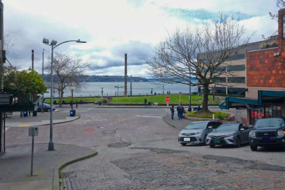 Pike Place, Virginia Street, Western Avenue, Pike Place Market, Victor Steinbrueck Park, Starbucks, Seattle, Washington, USA, fotoeins.com