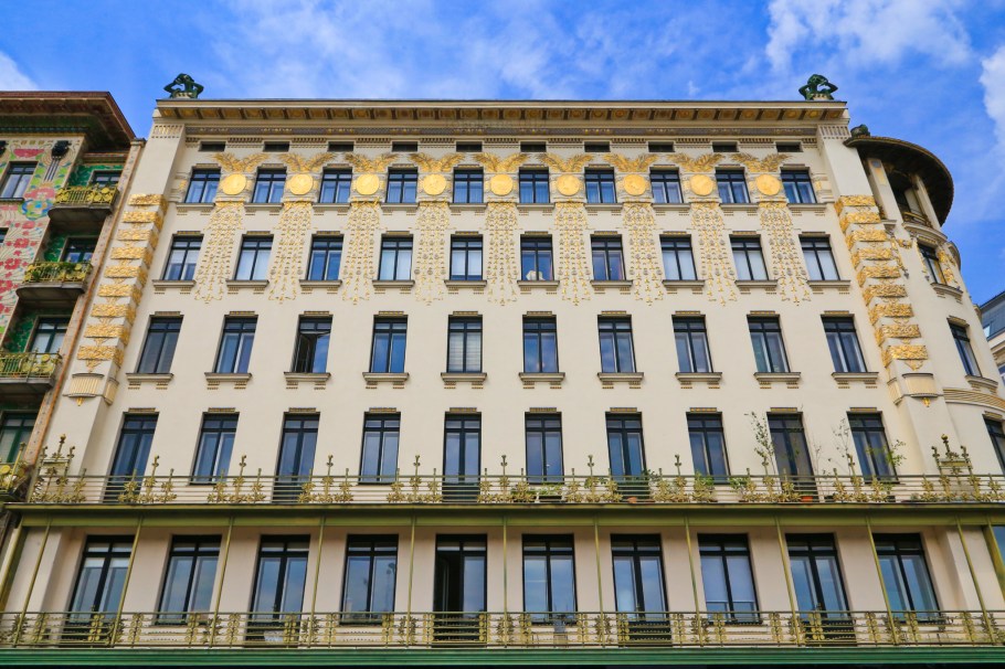 Wienzeilenhäuser, Musenhaus, Linke Wienzeile 38, Otto Wagner, Vienna Modernism, Wiener Moderne, Wien, Vienna, Oesterreich, Austria, fotoeins.com