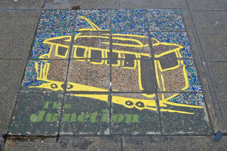 California and Alaska, The Junction, West Seattle, Seattle, Washington, USA, fotoeins.com