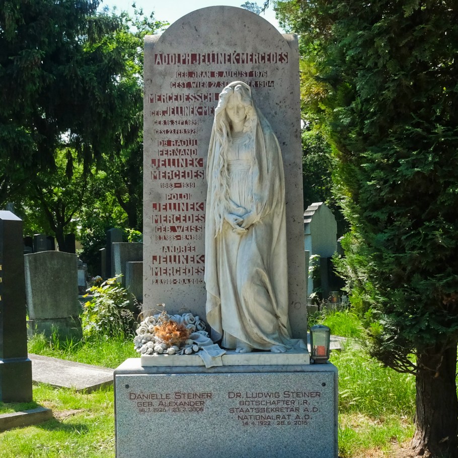Mercedes Jellinek Schlosser, members of Jellinek family, Wiener Zentralfriedhof, Wien, Vienna, Austria, Oesterreich, fotoeins.com