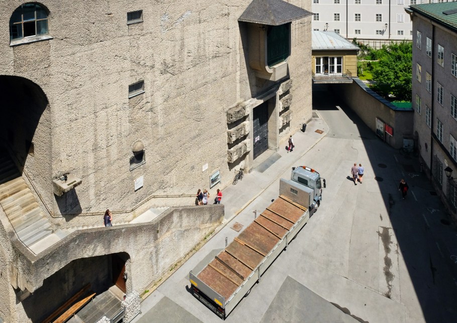 Clemens-Holzmeister-Stiege, Toscaninihof, Moenchsberg, Salzburg, Oesterreich, Austria, fotoeins.com