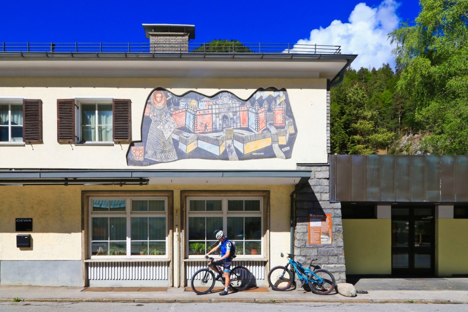 Max Spielmann, mural, Porta Claudia, Scharnitz, Tirol, Tyrol, Austria, Oesterreich, fotoeins.com