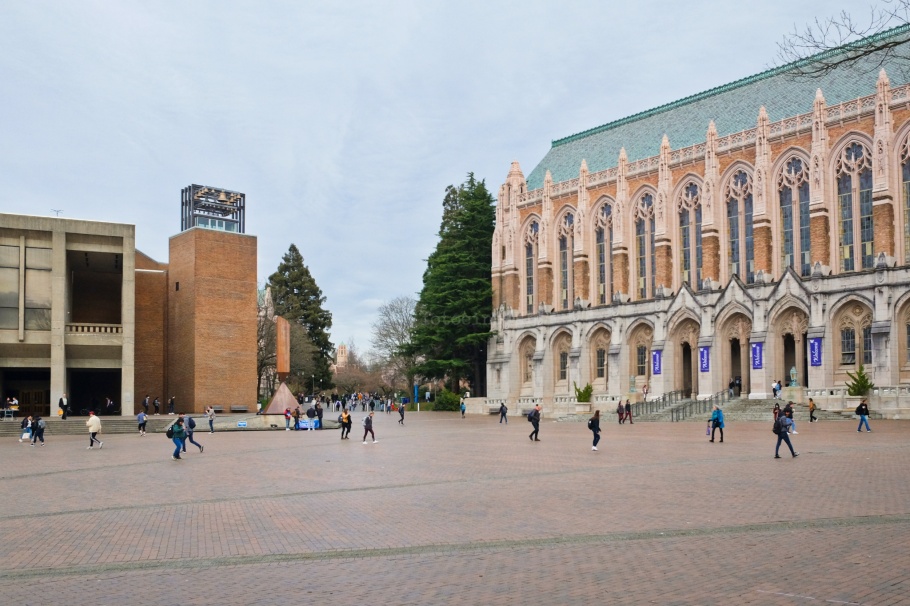 Red Square, Kane Hall, Broken Obelisk, Suzzallo Library, University of Washington, Seattle, Washington, USA, fotoeins.com