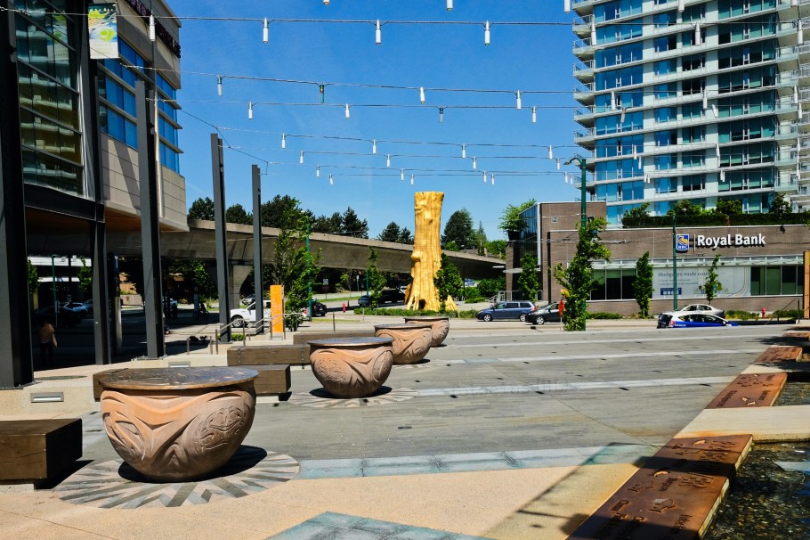 Susan Point, Salish Gifts, Marine Gateway, Vancouver, BC, Canada, First Nations, fotoeins.com