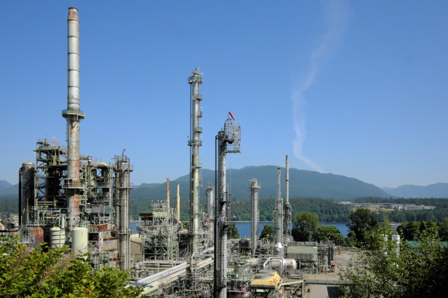 Parkland Burnaby Refinery, Burrard Inlet, Salish Sea, Burnaby, BC, Canada, fotoeins.com, Ektachrome 100SW