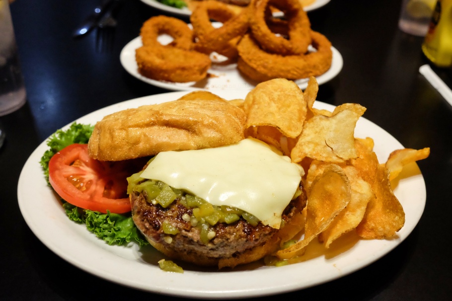 Green-chile cheeseburger, Santa Fe Bite, Santa Fe, NM, USA, fotoeins.com