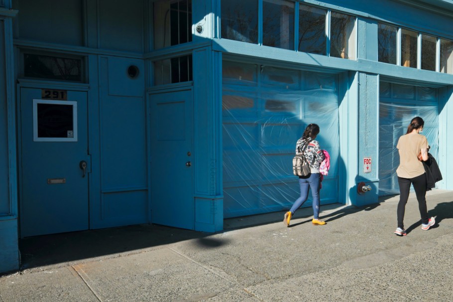 East Georgia Street, Chinatown, Vancouver, BC, Canada, fotoeins.com