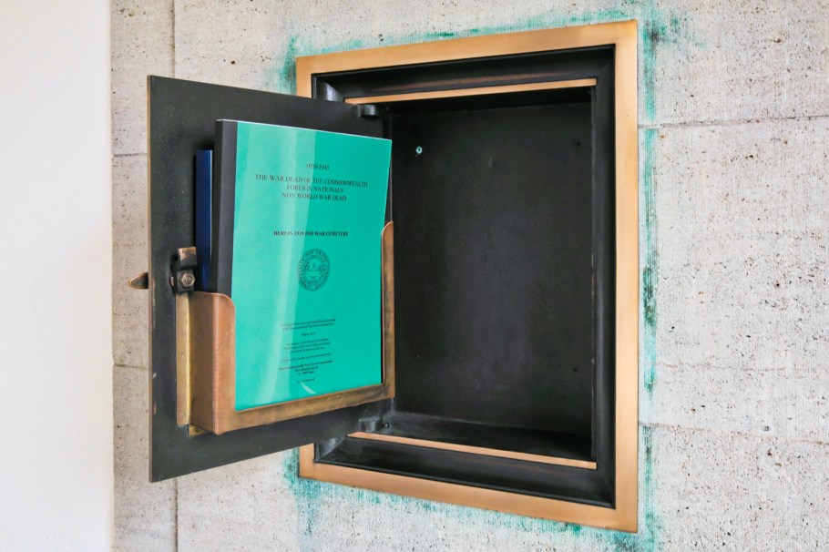 Commonwealth War Graves, Berlin 1939-1945 War Cemetery, Britischer Soldatenfriedhof, Britischer Friedhof an der Heerstrasse, Westend, Hauptstadt, Berlin, Germany, Deutschland, fotoeins.com