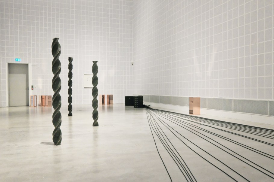 Principium, Alicja Kwade, In Abwesenheit, In Absence, Berlinische Galerie, Berlin, Germany, Deutschland, fotoeins.com