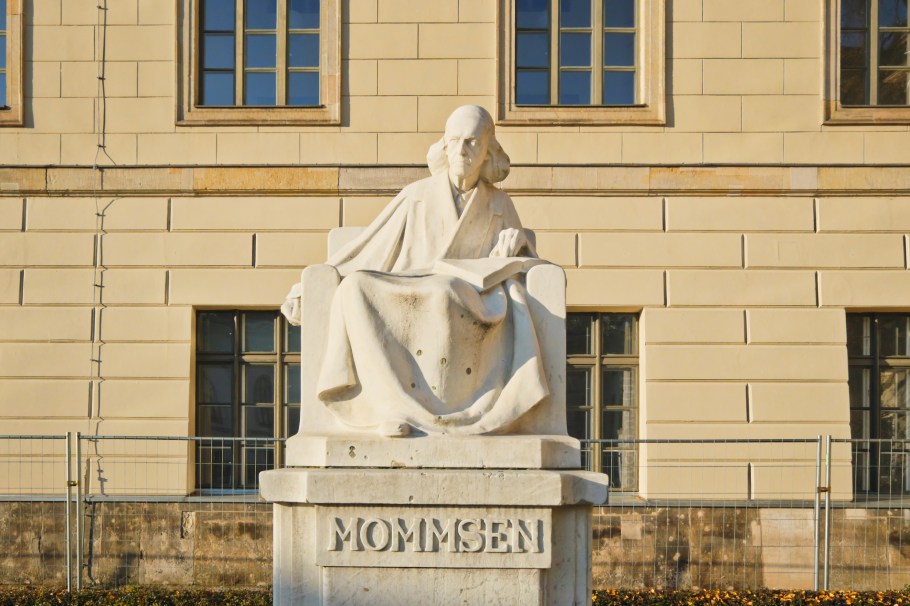 Theodor Mommsen, Humboldt Universitaet zu Berlin, Humboldt University of Berlin, Unter den Linden, Berlin, Hauptstadt, Germany, Deutschland, fotoeins.com