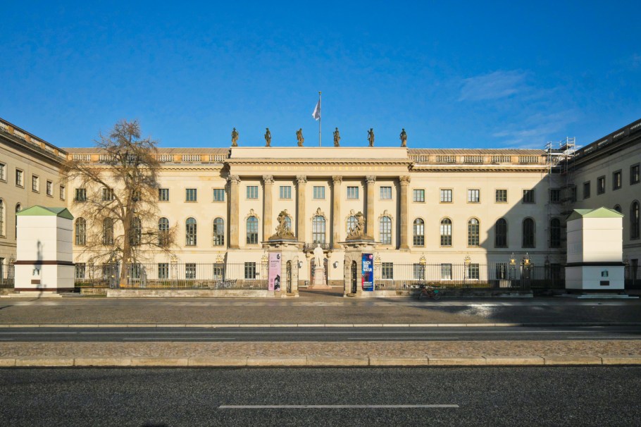 Humboldt Universitaet zu Berlin, Humboldt University of Berlin, Unter den Linden, Berlin, Hauptstadt, Germany, Deutschland, fotoeins.com