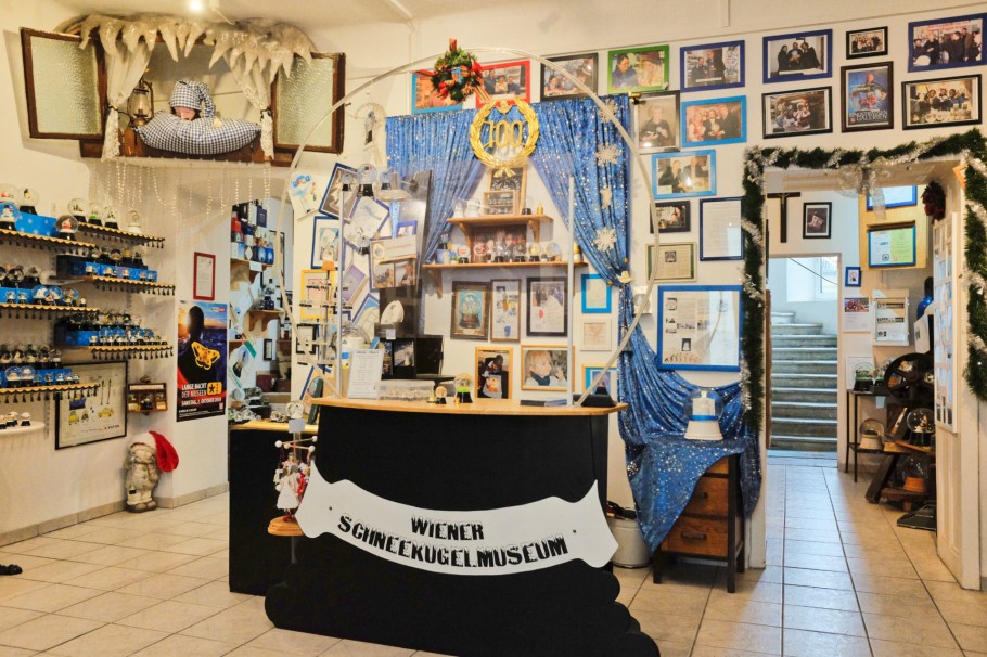 Schneekugelmanufaktur, Snowglobe Manufacture, snowglobe, 17. Bezirk, Hernals, Wien, Vienna, Austria, Österrreich, fotoeins.com
