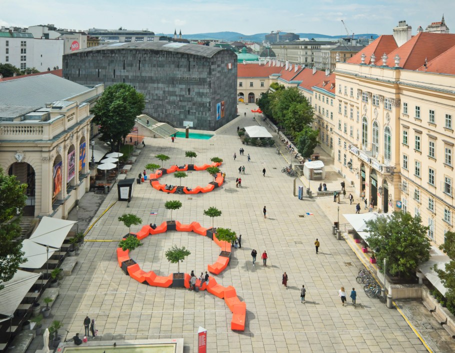 MQ Libelle, Museumsquartier, MQ, 7. Bezirk, Neubau, Wien, Vienna, Austria, Österreich, fotoeins.com